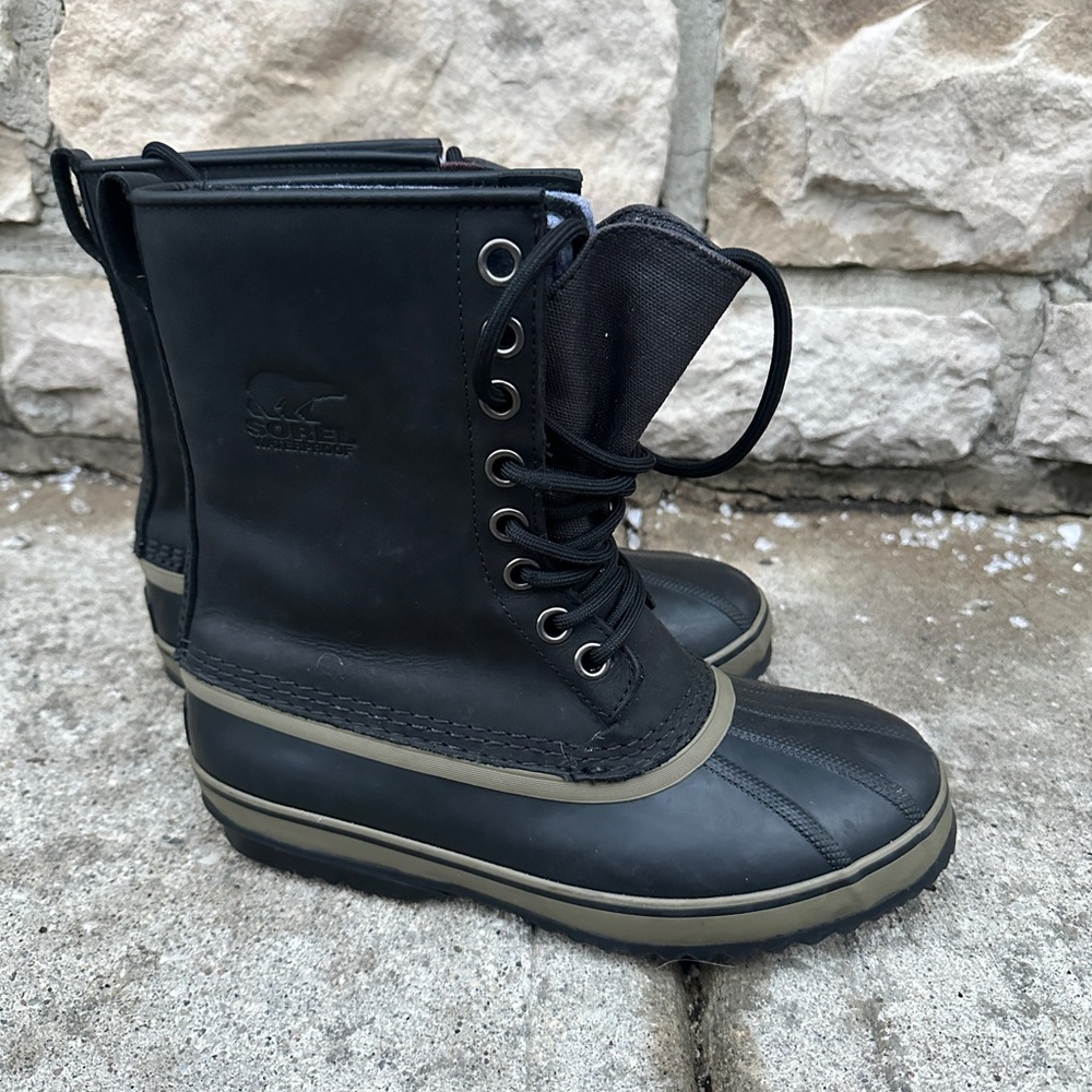 Sorel Black and Grey 1964 Ltr
